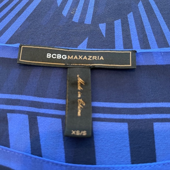 BCBG BLUE BLACK BELTED PONCHO TOP SIZE XS NWOTS! - Picture 15 of 16